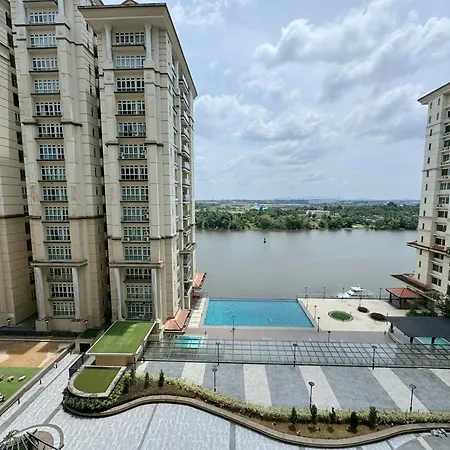 Kuching Cozy Comfort 04 - Riverine Diamond Kuching Studio With Balcony Exterior photo