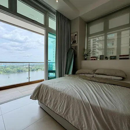 Kuching Cozy Comfort 04 - Riverine Diamond Kuching Studio With Balcony Exterior photo