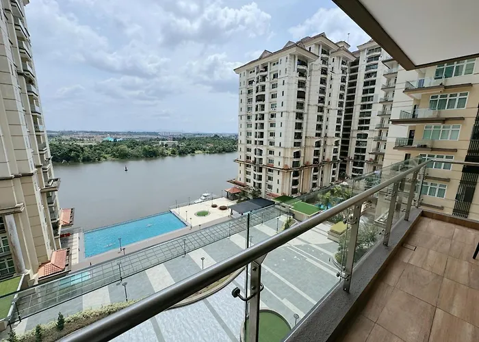 Kuching Cozy Comfort 04 - Riverine Diamond Kuching Studio With Balcony